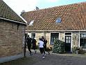 310 dan moet je automatisch naar links